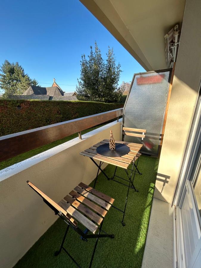 Apt Evreux 900M De La Gare Bagian luar foto